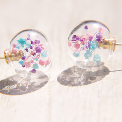 Glass earrings / 森林系 / 植物原味玻璃球耳環 - 粉色系滿天星+蒲公英森林 ( 耳針式 ) 第1張的照片