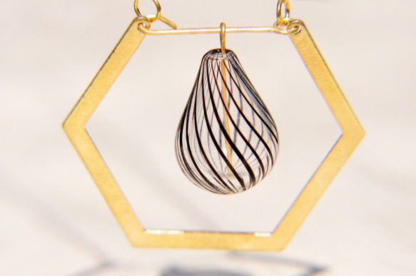 Glass Necklace / 簡約感 / 法式黃銅玻璃項鍊 鎖骨鍊 短鍊 長鍊 - 幾何裡的濃情巧克力 第3張的照片