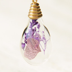 Flower bookmark / 植物系 / 法式金屬質感玻璃球書籤 文房具 - 森林系楓葉葉片+ 紫色花朵 第9張的照片