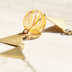 Glass Necklace / 簡約感 / 法式 幾何造型 黃銅玻璃鎖骨鍊 短鍊 長鍊 - 三角旗 第6張的照片