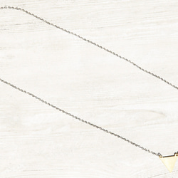 Glass Necklace / 簡約感 / 法式 幾何造型 黃銅玻璃鎖骨鍊 短鍊 長鍊 - 三角旗 第10張的照片