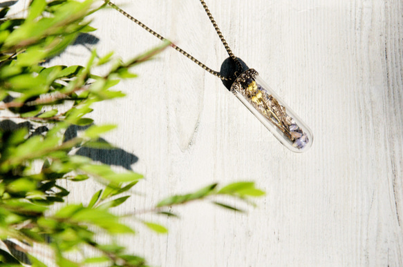 Flower necklace / 森林女孩 / 法式透明感玻璃球古典項鍊 - 薰衣草lavender + 黃色滿天星 第4張的照片