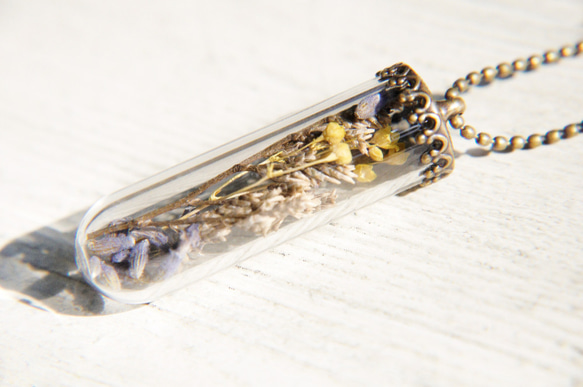 Flower necklace / 森林女孩 / 法式透明感玻璃球古典項鍊 - 薰衣草lavender + 黃色滿天星 第7張的照片