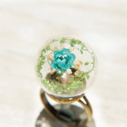 Flower ring / 森林女孩 / 英式乾燥花透明玻璃球戒指 - 藍色森林 glass ring 第1張的照片