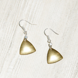 brass earrings 情人節禮物 / 簡約感 / 復古色調黃銅耳環 - 三角型幾何美學 ( 夾式 / 耳針式 ) 第5張的照片