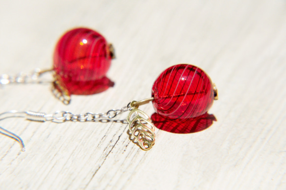 fruit earrings / 簡約感 / 法式旋轉圓舞曲玻璃球耳環 / 耳飾 - 紅色蘋果 ( 夾式 / 耳針式 ) 第6張的照片
