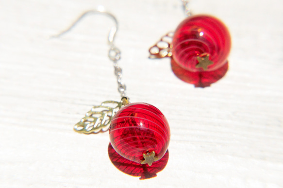 fruit earrings / 簡約感 / 法式旋轉圓舞曲玻璃球耳環 / 耳飾 - 紅色蘋果 ( 夾式 / 耳針式 ) 第7張的照片