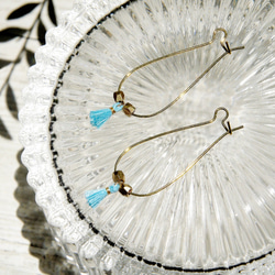 boho earrings / 簡約感 / 復古金黃色調黃銅耳環 耳針 - 橢圓形幾何美學流蘇(天藍色) 第8張的照片