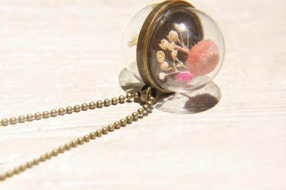 flower necklace / 森林系 / 透明感玻璃球乾燥花項鍊 -浪漫花朵的雙面世界 double world 第4張的照片
