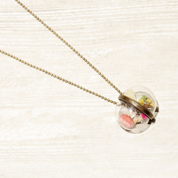 flower necklace / 森林系 / 透明感玻璃球乾燥花項鍊 -浪漫花朵的雙面世界 double world 第7張的照片
