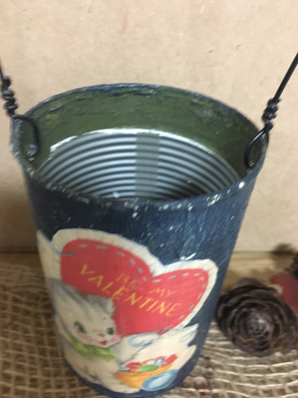 レトロアニマルリメ缶 2枚目の画像
