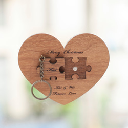 客製化情人節禮物結婚禮物 經典款柚木原木拼圖鑰匙圈-愛心底座雙片組-壁掛款 第3張的照片