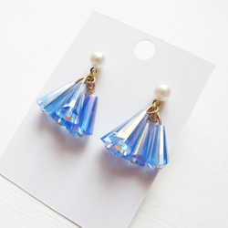 ＊Rosy Garden＊湖水藍色芭蕾舞裙子柱狀水晶耳環 可換夾式 第2張的照片