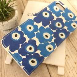 iPhone6/6s♡北欧 花柄 ホワイトフラワー ブルー 4枚目の画像