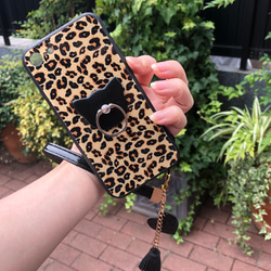 帶有施華洛世奇貓環豹紋的 iPhone 手機殼 第2張的照片