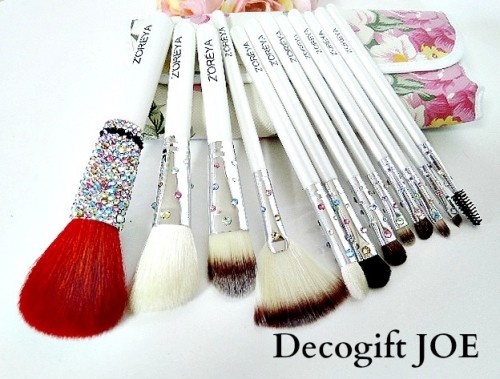 数量限定ハンドメイド2019 スワロフスキーデコ スワロキラキラ
