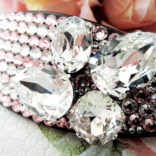 スワロフスキー豪華ビジューきらきら大人バレッタ 宝石のような髪留め