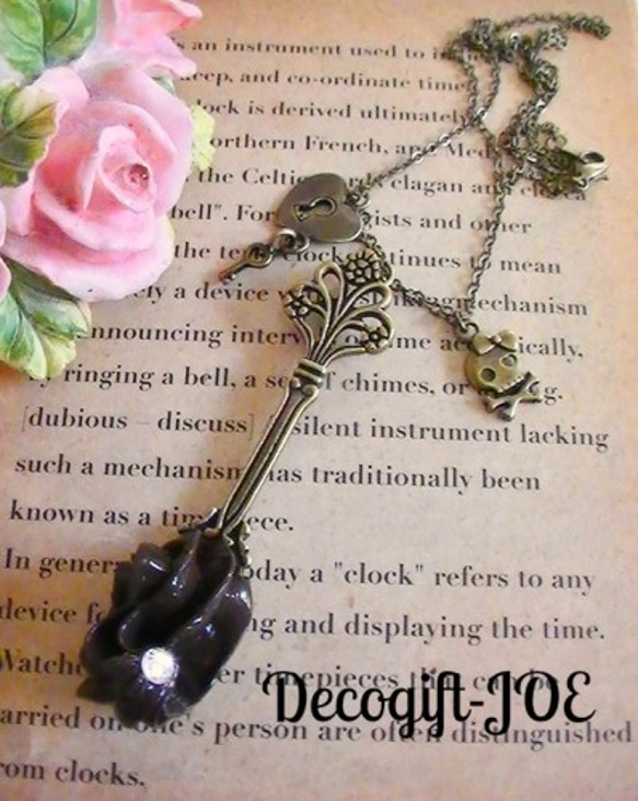 糖果裝飾巧克力鞭勺 Kinkobi 古董項鍊骷髏心型鑰匙 第4張的照片