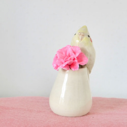 &lt;母親節禮物&gt;康乃馨和小形鸚鵡單輪刺（陶鳥） 第8張的照片