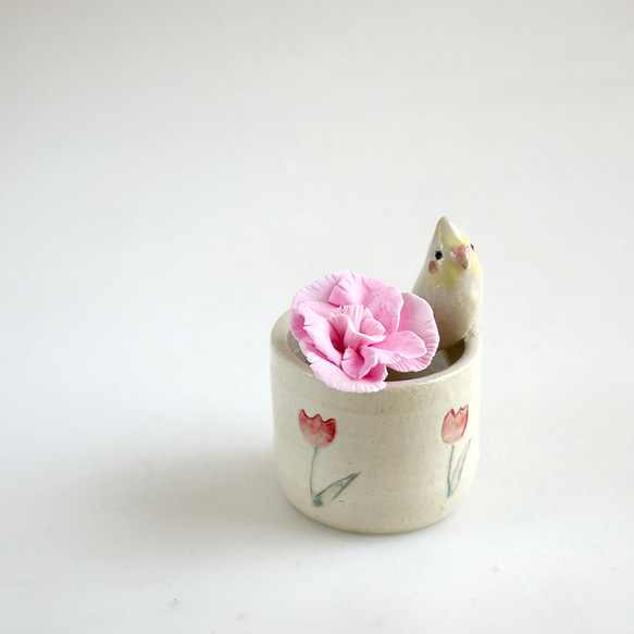 &lt;母親節禮物&gt;康乃馨和小形鸚鵡附件盒（陶鳥） 第4張的照片