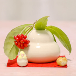 Kotori Kagami Mochi（用一朵陶器花）配鸚鵡和橙子 第3張的照片