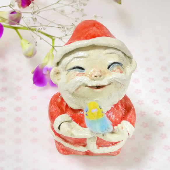 “Creema Limited聖誕節”聖誕老人（陶器飾品）的長尾小鸚鵡禮物 第1張的照片