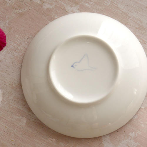 うつわやみたす 桜文鳥と花 小皿 ハンドクラフト 作家物 17bec15ca295568862dbc829dd6193