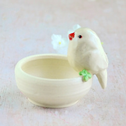 白文鳥の陶器の小物入れ 2枚目の画像