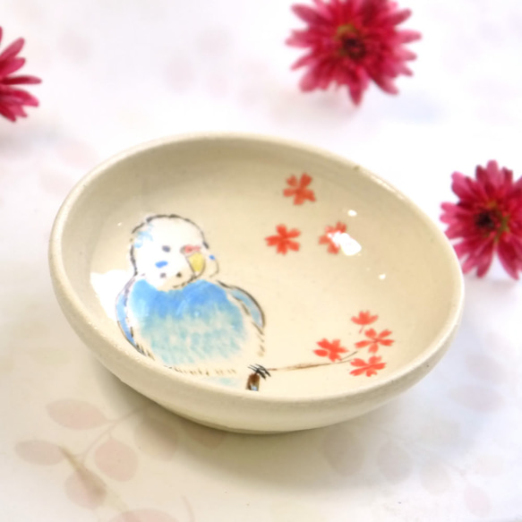 「桜とセキセイインコ」小鳥の豆皿 2枚目の画像