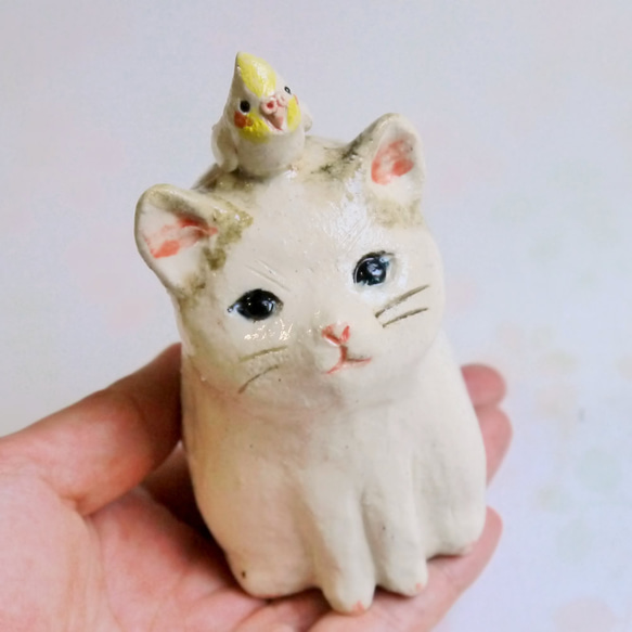 「おすまし猫とオカメインコ」 5枚目の画像