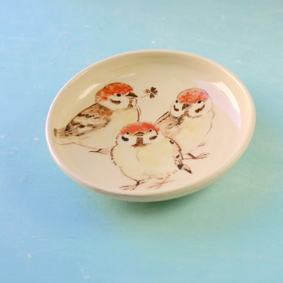小鳥のお皿「すずめ親子」 5枚目の画像