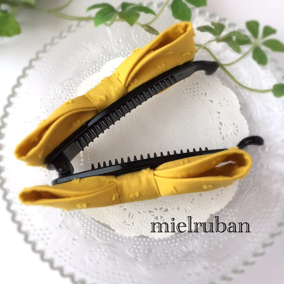 【新作】check&stripe ドットミニヨン刺繍バナナクリップマリーゴールド 2枚目の画像