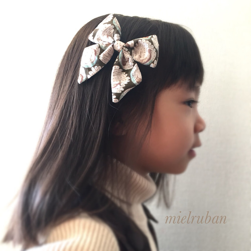【リバティリボン】ベビーヘアクリップ　ベビーヘアピン♡セミオーダーメイド 楽天市場】リバティ 柄のミニリボン含む4個 オーガンジードット