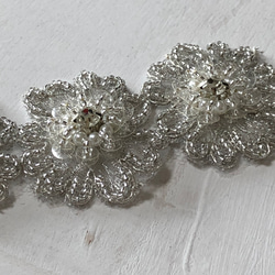 再販　銀糸のお花が輝くブレスレット 結婚式 前撮りにも 3枚目の画像