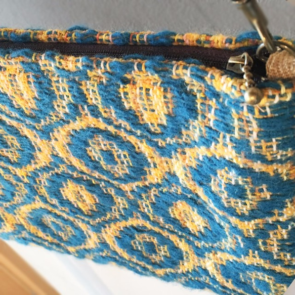 手織りのショルダーバッグ 2枚目の画像