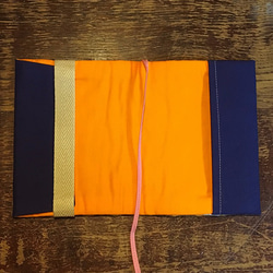 手織りのブックカバー 4枚目の画像