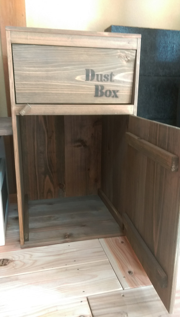 男前ダストボックス★ゴミ箱★パタパタ扉★大容量 