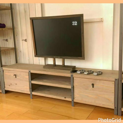 テレビ台　アイアン家具　ワトコオイル仕上げ テレビ台アイアン家具ワトコオイル仕上げ