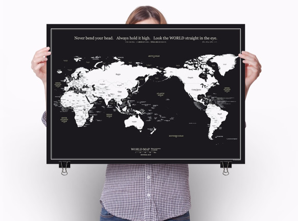 A1大きな世界地図ポスター / 黒と白 / 英語・日本語表記 A1サイズ / ミニマルマップ 3枚目の画像