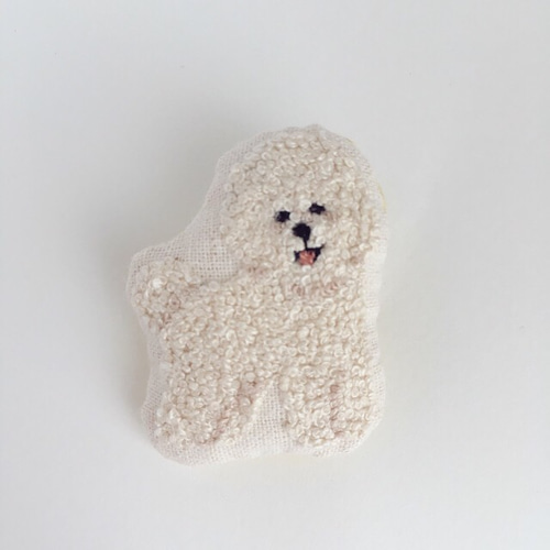 ビションフリーゼ 刺繍ブローチ ブローチ mopsi 通販 3751330