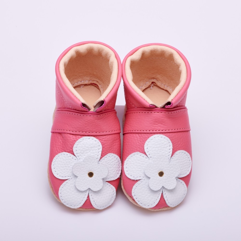 やさしい革♪　お名前お誕生日入り本革ファーストシューズ　ピンク　花　ベビーシューズ　出産祝い　手縫い 5,110円