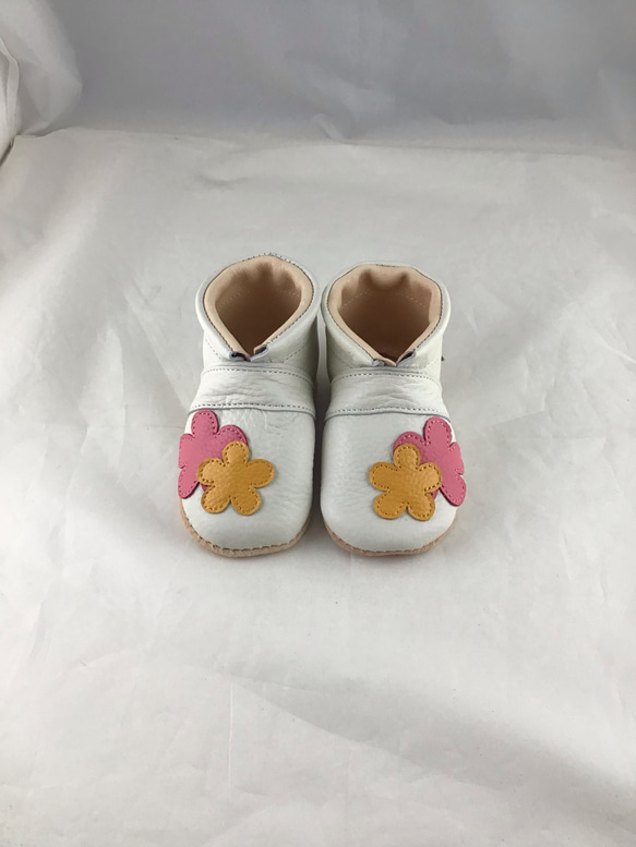 送給嬰兒禮物 ♪ 帶名字的真皮嬰兒鞋 1 歲生日禮物 免費命名定制第一雙鞋 第2張的照片