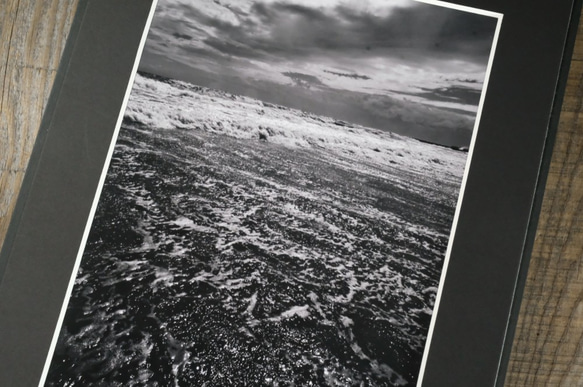A4 美術照片 017 海岸波浪天空雲霧面板飾面單色黑白照片室內照片銷售郵購 第5張的照片