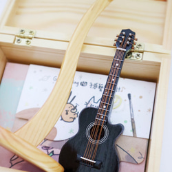 【黑色缺角吉他】mini guitar 質感迷你居家擺飾禮物 音樂人 模型 第8張的照片