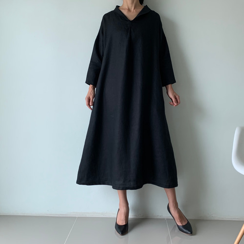 【Rene】刺繍襟 リネン 爽やか ワンピース 36　極美品フィッシュテイル Rene】刺繍襟 リネン 爽やか ワンピース 36 極美品フィッシュテイル