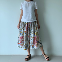 残り1枚　フレアギャザースカート  シンプル  ハーフリネン  麻　バティク風柄 4枚目の画像