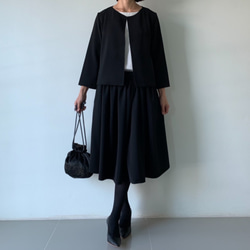 　chika　様専用ページ　黒フレアギャザースカートとジャケット 入学式    フォーマル セットアップ スーツ 1枚目の画像