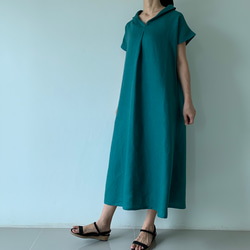 美しく体型カバー。上品さが漂う大人の日常着。半袖へちま襟のリネンワンピース　ピーコックグリーン色 3枚目の画像