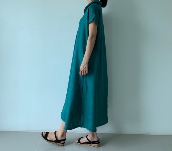 美しく体型カバー。上品さが漂う大人の日常着。半袖へちま襟のリネンワンピース　ピーコックグリーン色 8枚目の画像