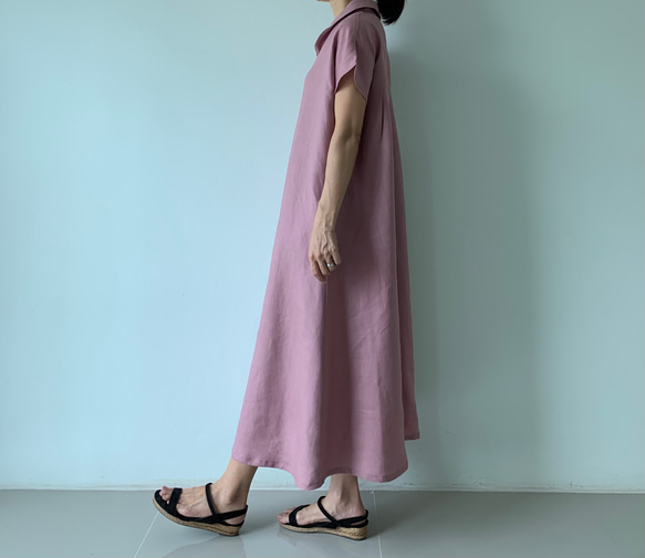 美しく体型カバー。上品さが漂う大人の日常着。半袖へちま襟リネンワンピース　アースカラースモーキーパープル色 3枚目の画像